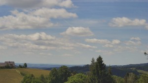 Skiareál Troják - Troják, Maruška - panorama - 16.6.2026 v 11:32 Skiareál Troják - Troják, Maruška - panorama - 16.6.2026 v 11:32