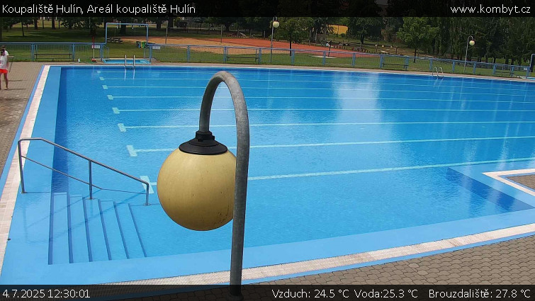 Koupaliště Hulín - Areál koupaliště Hulín - 4.7.2025 v 12:30 Koupaliště Hulín - Areál koupaliště Hulín - 4.7.2025 v 12:30