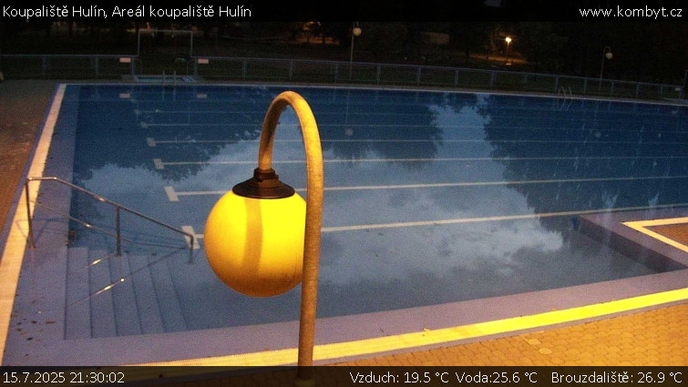 Koupaliště Hulín - Areál koupaliště Hulín - 15.7.2025 v 21:30 Koupaliště Hulín - Areál koupaliště Hulín - 15.7.2025 v 21:30