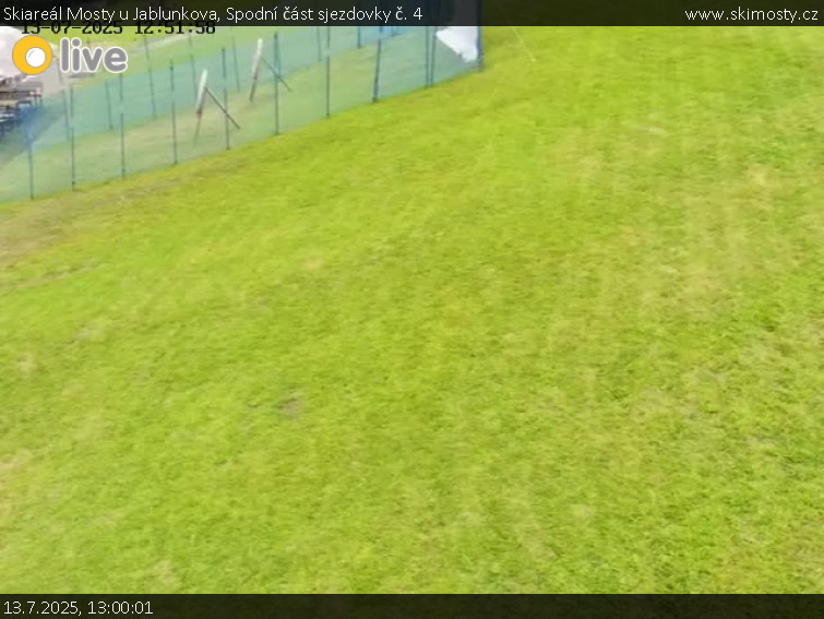 Skiareál Mosty u Jablunkova - Spodní část sjezdovky č. 4 - 13.7.2025 v 13:00 Skiareál Mosty u Jablunkova - Spodní část sjezdovky č. 4 - 13.7.2025 v 13:00