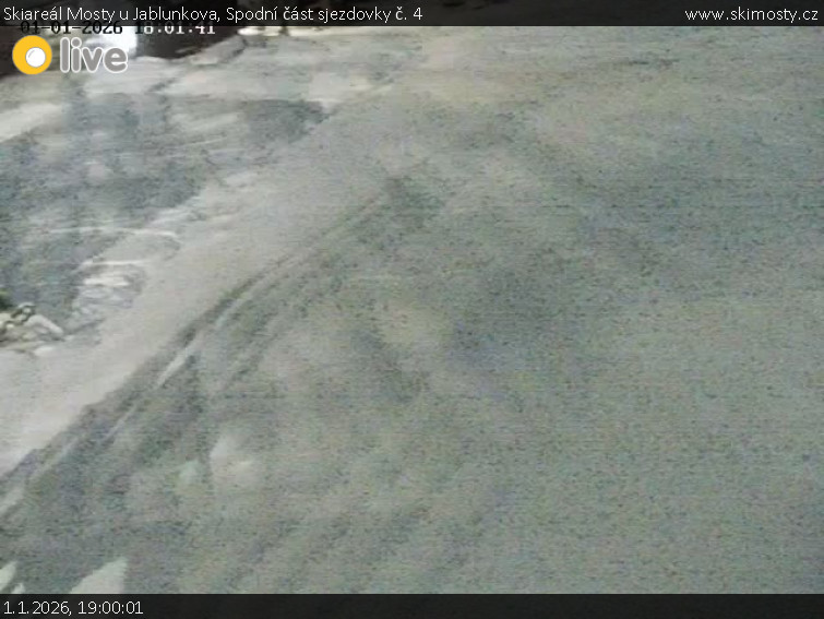 Skiareál Mosty u Jablunkova - Spodní část sjezdovky č. 4 - 1.1.2026 v 19:00