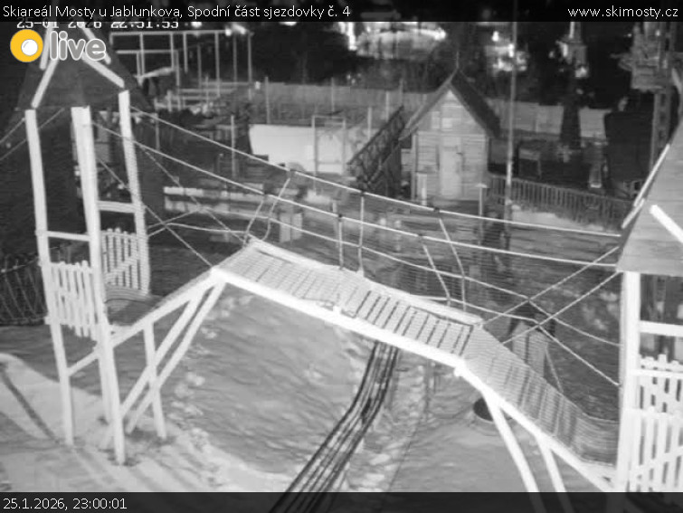 Skiareál Mosty u Jablunkova - Spodní část sjezdovky č. 4 - 25.1.2026 v 23:00