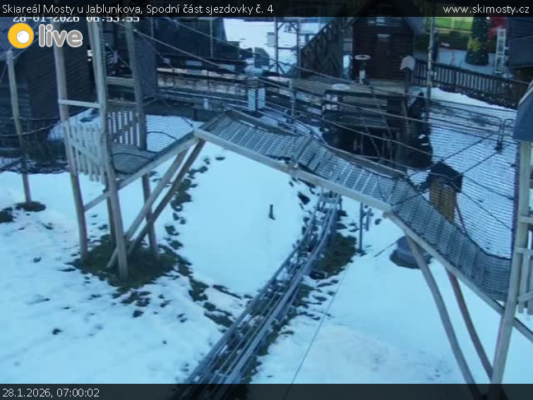 Skiareál Mosty u Jablunkova - Spodní část sjezdovky č. 4 - 28.1.2026 v 07:00