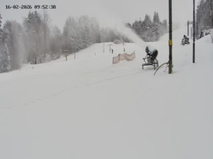 Skiareál Mosty u Jablunkova - Spodní část sjezdovky č. 4 - 16.2.2026 v 10:00