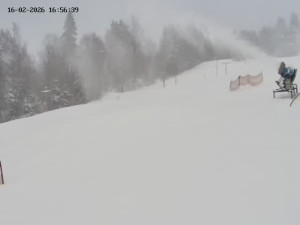 Skiareál Mosty u Jablunkova - Spodní část sjezdovky č. 4 - 16.2.2026 v 17:00