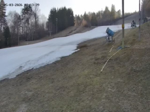 Skiareál Mosty u Jablunkova - Spodní část sjezdovky č. 4 - 5.3.2026 v 09:00