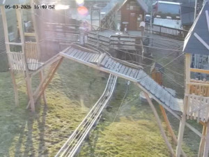 Skiareál Mosty u Jablunkova - Spodní část sjezdovky č. 4 - 5.3.2026 v 17:00