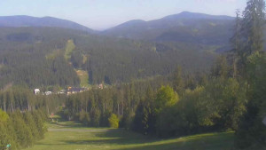 Skiareál Bílá - Bílá - panorama - 9.5.2025 v 08:55