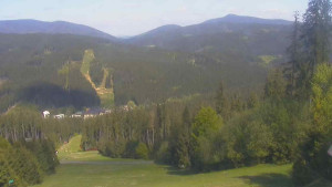 Skiareál Bílá - Bílá - panorama - 9.5.2025 v 10:55