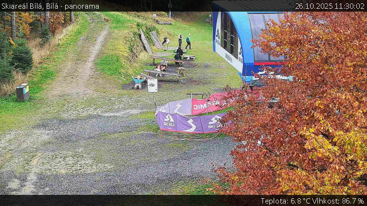Skiareál Bílá - Bílá - panorama - 26.10.2025 v 11:30 Skiareál Bílá - Bílá - panorama - 26.10.2025 v 11:30