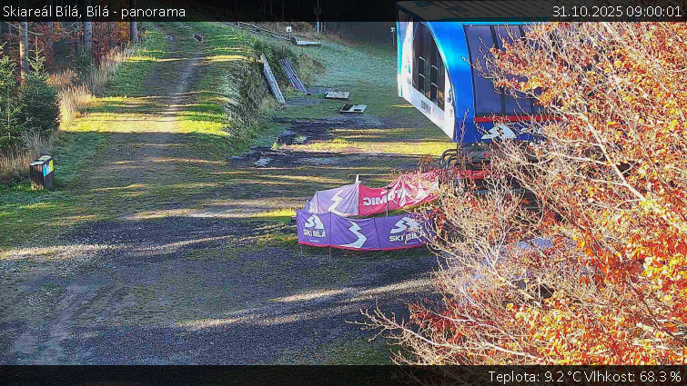 Skiareál Bílá - Bílá - panorama - 31.10.2025 v 09:00 Skiareál Bílá - Bílá - panorama - 31.10.2025 v 09:00