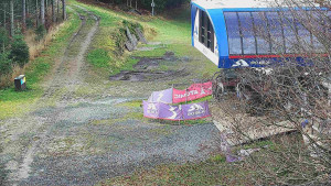 Skiareál Bílá - Bílá - panorama - 9.11.2025 v 11:00