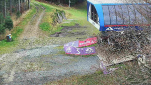 Skiareál Bílá - Bílá - panorama - 9.11.2025 v 12:00 Skiareál Bílá - Bílá - panorama - 9.11.2025 v 12:00