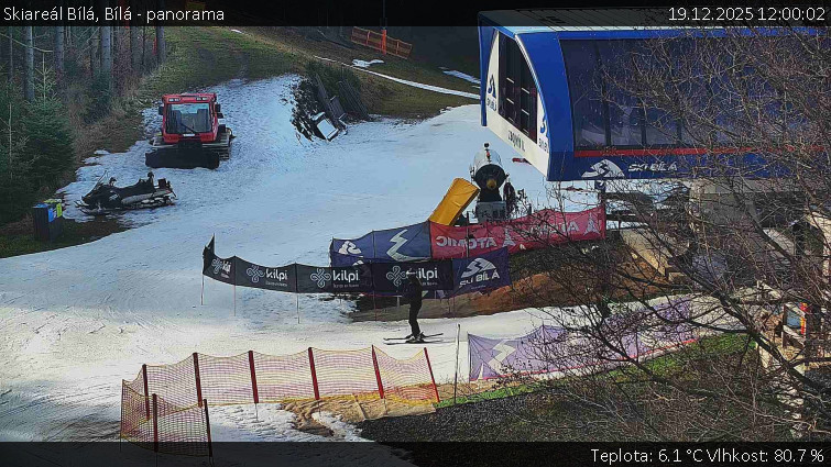 Skiareál Bílá - Bílá - panorama - 19.12.2025 v 12:00
