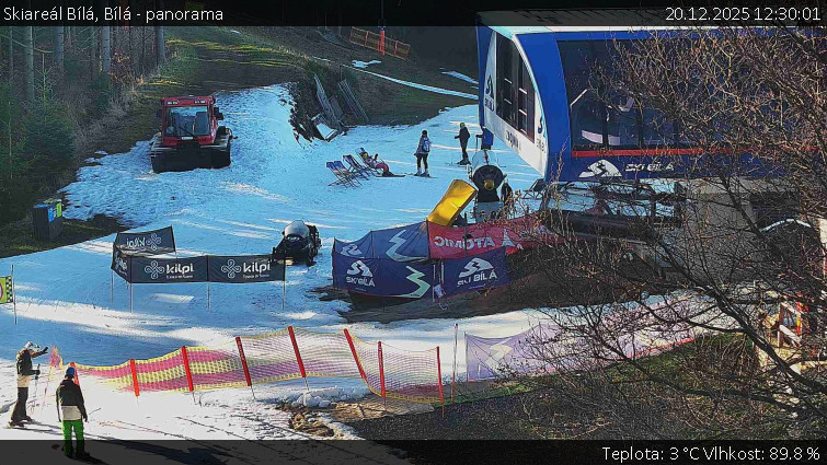 Skiareál Bílá - Bílá - panorama - 20.12.2025 v 12:30