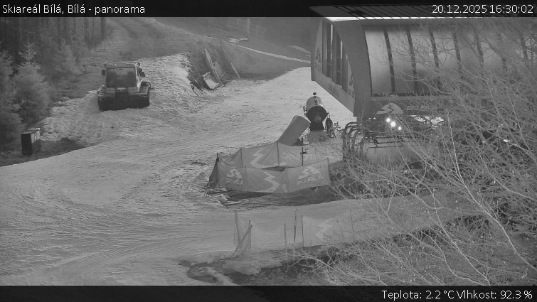 Skiareál Bílá - Bílá - panorama - 20.12.2025 v 16:30