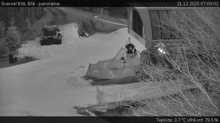 Skiareál Bílá - Bílá - panorama - 21.12.2025 v 07:00