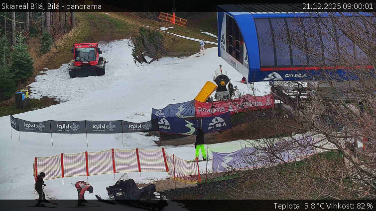 Skiareál Bílá - Bílá - panorama - 21.12.2025 v 09:00