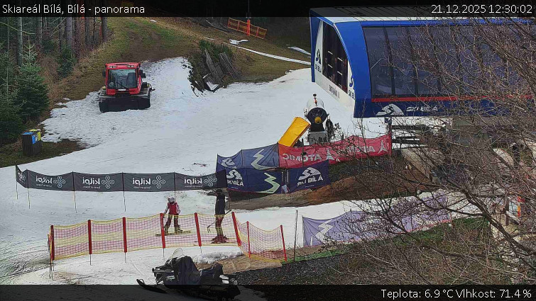 Skiareál Bílá - Bílá - panorama - 21.12.2025 v 12:30