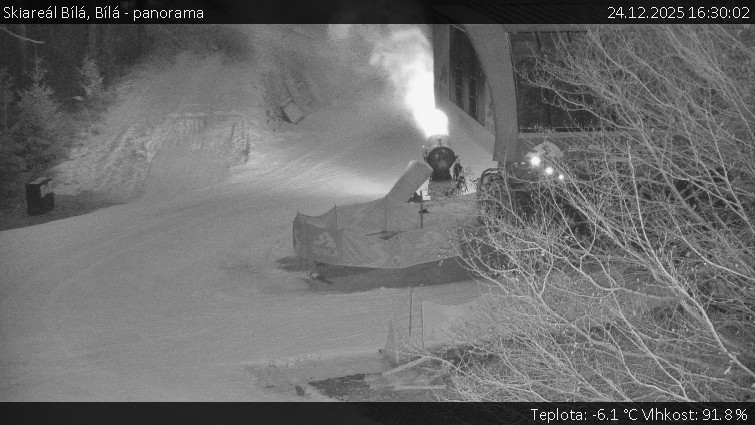Skiareál Bílá - Bílá - panorama - 24.12.2025 v 16:30