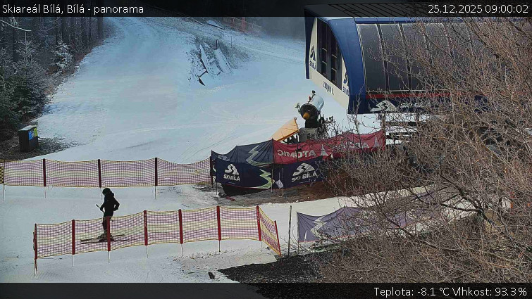 Skiareál Bílá - Bílá - panorama - 25.12.2025 v 09:00