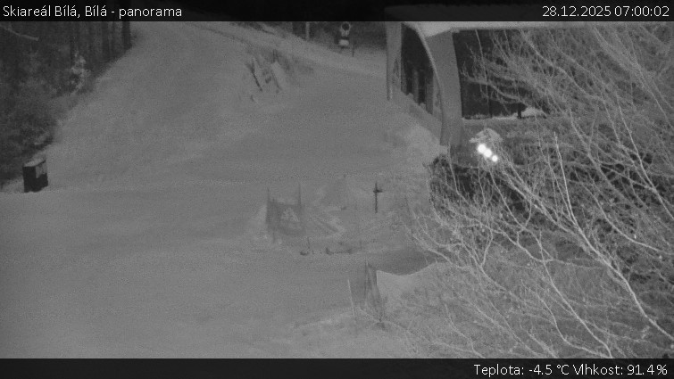 Skiareál Bílá - Bílá - panorama - 28.12.2025 v 07:00