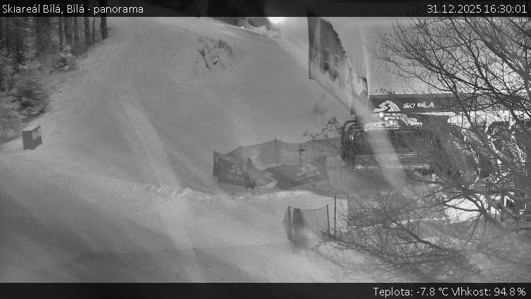 Skiareál Bílá - Bílá - panorama - 31.12.2025 v 16:30