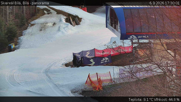 Skiareál Bílá - Bílá - panorama - 6.3.2026 v 17:30