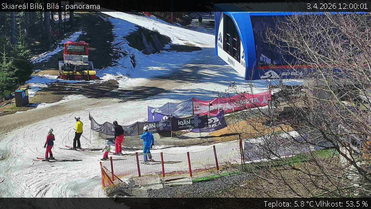 Skiareál Bílá - Bílá - panorama - 3.4.2026 v 12:00