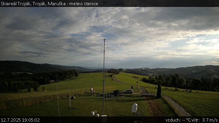 Skiareál Troják - Troják, Maruška - meteo stanice - 12.7.2025 v 19:05 Skiareál Troják - Troják, Maruška - meteo stanice - 12.7.2025 v 19:05
