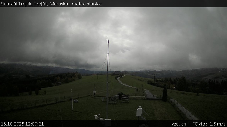 Skiareál Troják - Troják, Maruška - meteo stanice - 15.10.2025 v 12:00 Skiareál Troják - Troják, Maruška - meteo stanice - 15.10.2025 v 12:00