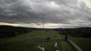 Skiareál Troják - Troják, Maruška - meteo stanice - 25.10.2025 v 15:55 Skiareál Troják - Troják, Maruška - meteo stanice - 25.10.2025 v 15:55