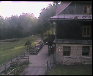 SkiAreál - Horský hotel Vsacký Cáb - Terasa horského hotelu - 7.5.2025 v 18:00 SkiAreál - Horský hotel Vsacký Cáb - Terasa horského hotelu - 7.5.2025 v 18:00