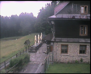 SkiAreál - Horský hotel Vsacký Cáb - Terasa horského hotelu - 4.7.2025 v 06:45