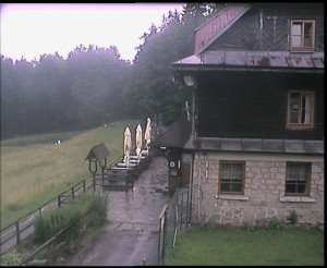 SkiAreál - Horský hotel Vsacký Cáb - Terasa horského hotelu - 4.7.2025 v 07:30