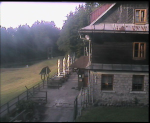 SkiAreál - Horský hotel Vsacký Cáb - Terasa horského hotelu - 2.9.2025 v 07:45