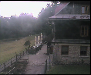 SkiAreál - Horský hotel Vsacký Cáb - Terasa horského hotelu - 2.9.2025 v 16:45