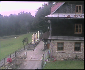 SkiAreál - Horský hotel Vsacký Cáb - Terasa horského hotelu - 29.9.2025 v 10:00