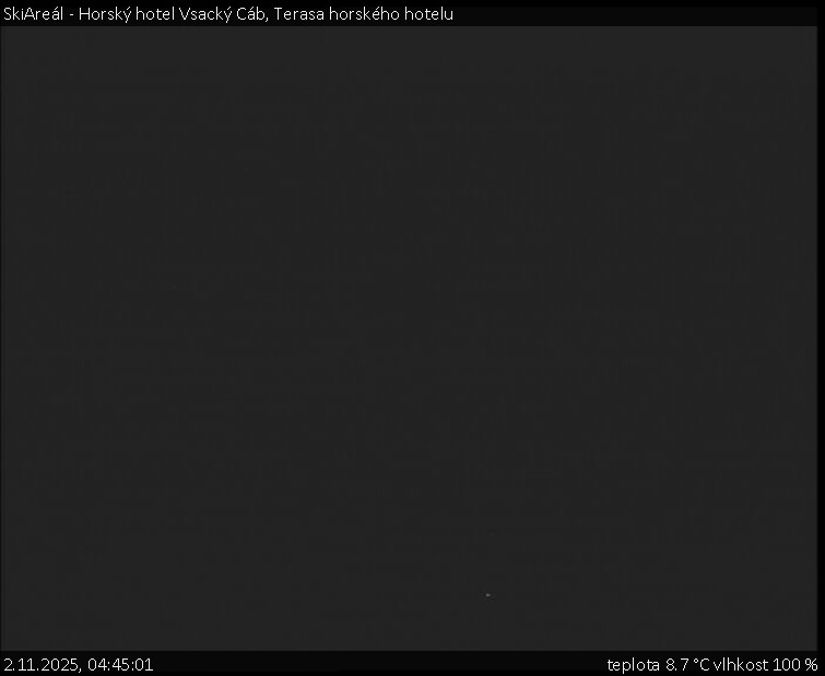 SkiAreál - Horský hotel Vsacký Cáb - Terasa horského hotelu - 2.11.2025 v 04:45 SkiAreál - Horský hotel Vsacký Cáb - Terasa horského hotelu - 2.11.2025 v 04:45
