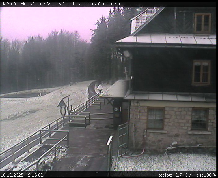 SkiAreál - Horský hotel Vsacký Cáb - Terasa horského hotelu - 18.11.2025 v 09:15