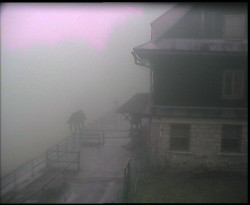 Terasa horského hotelu