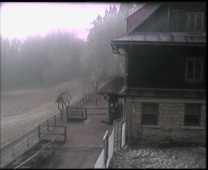 SkiAreál - Horský hotel Vsacký Cáb - Terasa horského hotelu - 16.12.2025 v 08:15 SkiAreál - Horský hotel Vsacký Cáb - Terasa horského hotelu - 16.12.2025 v 08:15