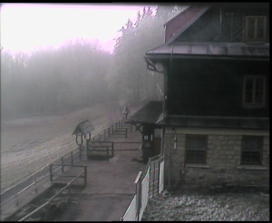 SkiAreál - Horský hotel Vsacký Cáb - Terasa horského hotelu - 16.12.2025 v 09:15 SkiAreál - Horský hotel Vsacký Cáb - Terasa horského hotelu - 16.12.2025 v 09:15