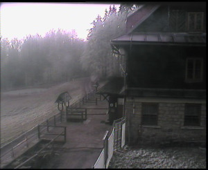 SkiAreál - Horský hotel Vsacký Cáb - Terasa horského hotelu - 16.12.2025 v 10:30 SkiAreál - Horský hotel Vsacký Cáb - Terasa horského hotelu - 16.12.2025 v 10:30