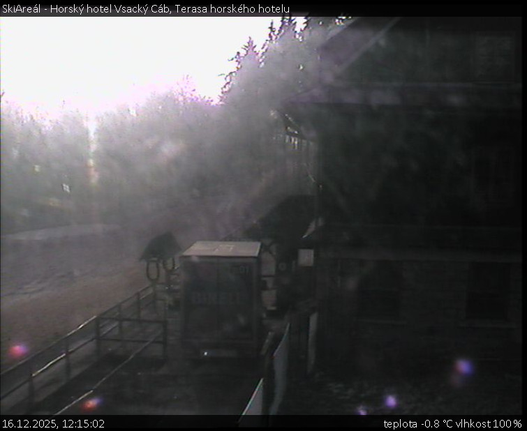 SkiAreál - Horský hotel Vsacký Cáb - Terasa horského hotelu - 16.12.2025 v 12:15