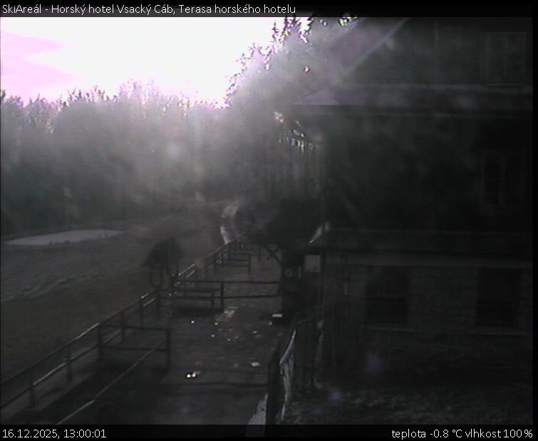 SkiAreál - Horský hotel Vsacký Cáb - Terasa horského hotelu - 16.12.2025 v 13:00