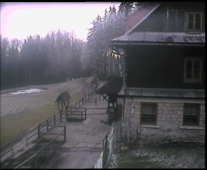 SkiAreál - Horský hotel Vsacký Cáb - Terasa horského hotelu - 16.12.2025 v 15:45 SkiAreál - Horský hotel Vsacký Cáb - Terasa horského hotelu - 16.12.2025 v 15:45