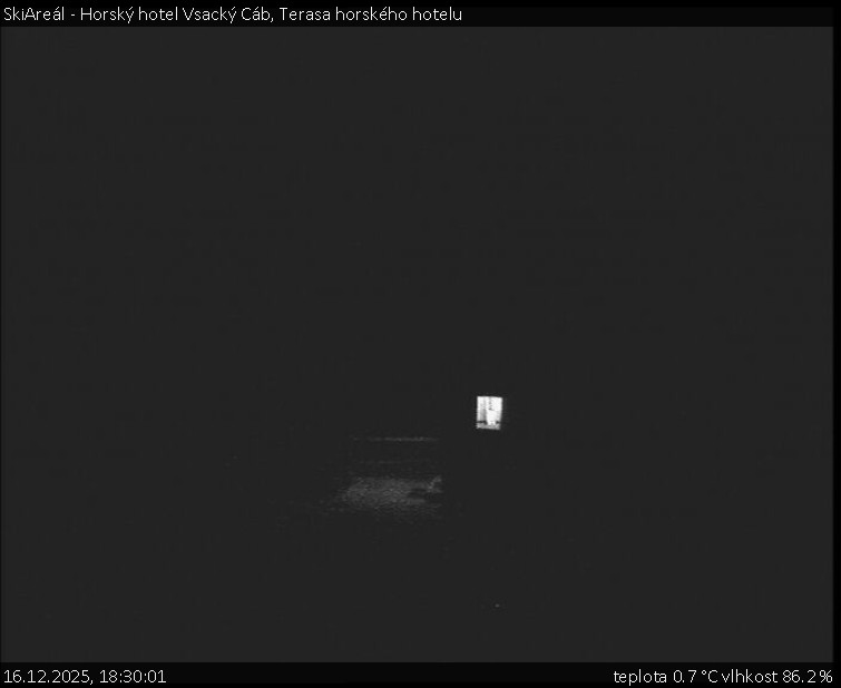 SkiAreál - Horský hotel Vsacký Cáb - Terasa horského hotelu - 16.12.2025 v 18:30