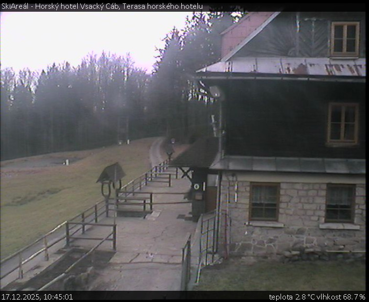 SkiAreál - Horský hotel Vsacký Cáb - Terasa horského hotelu - 17.12.2025 v 10:45