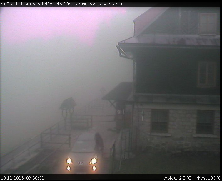 SkiAreál - Horský hotel Vsacký Cáb - Terasa horského hotelu - 19.12.2025 v 08:30